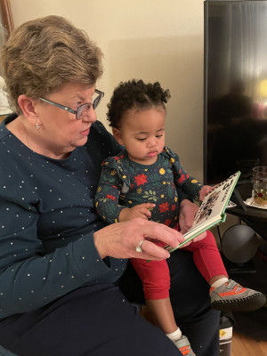 Reading with Mama! I love books!!