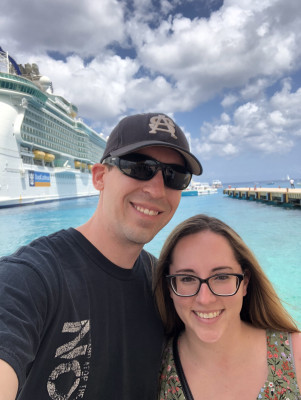 We love going on cruises!!